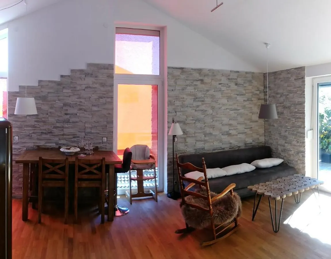 Haus Am Schlossbach**** Brannenburg Apartment